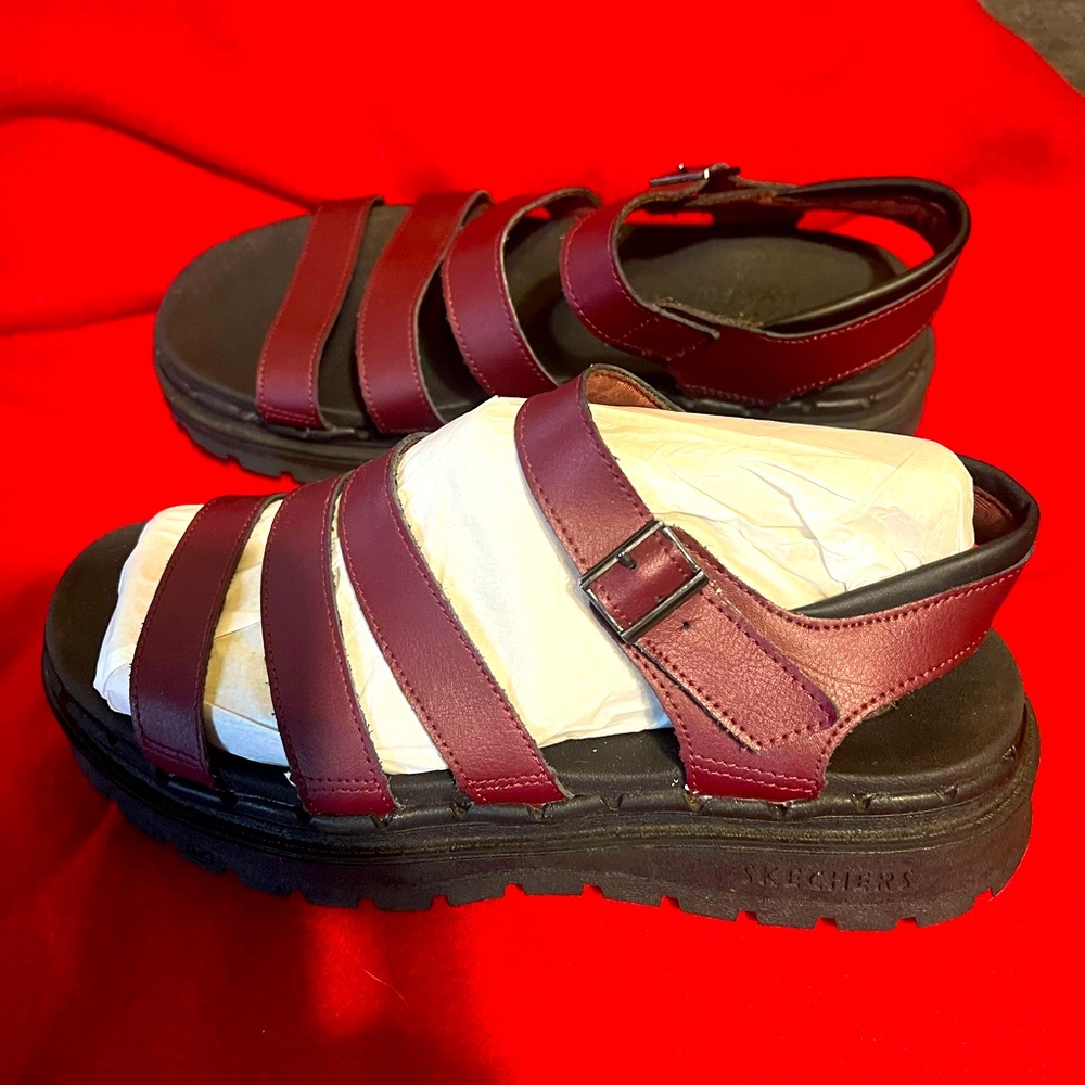 Sketchers Jammers Brick Red Strappy Sandals Size 8 -casual and durable